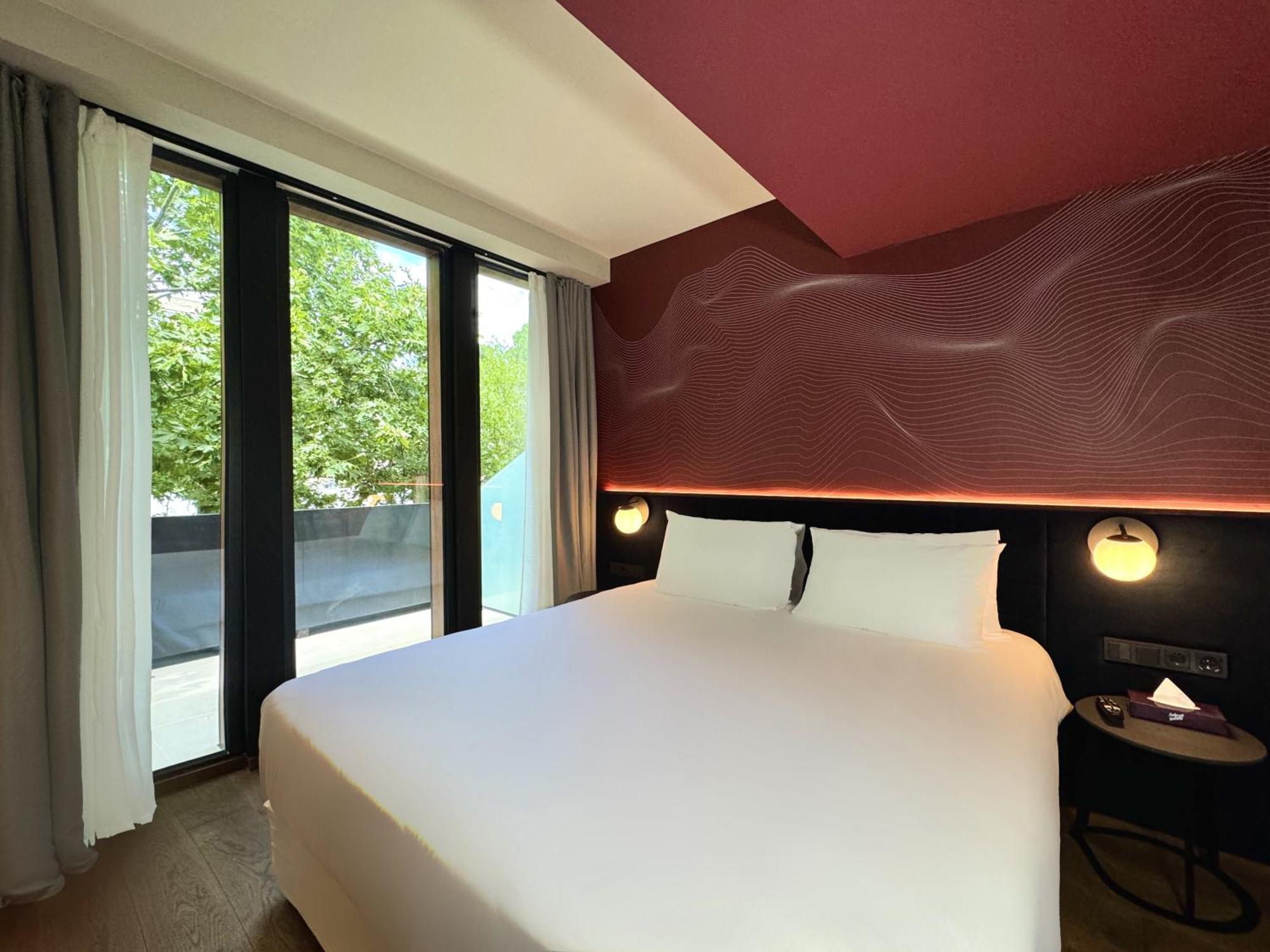 Tbilisi Edition - Design Hotel & Private Spa Exterior photo
